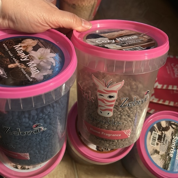 Pink zebra - Picture 6 of 11